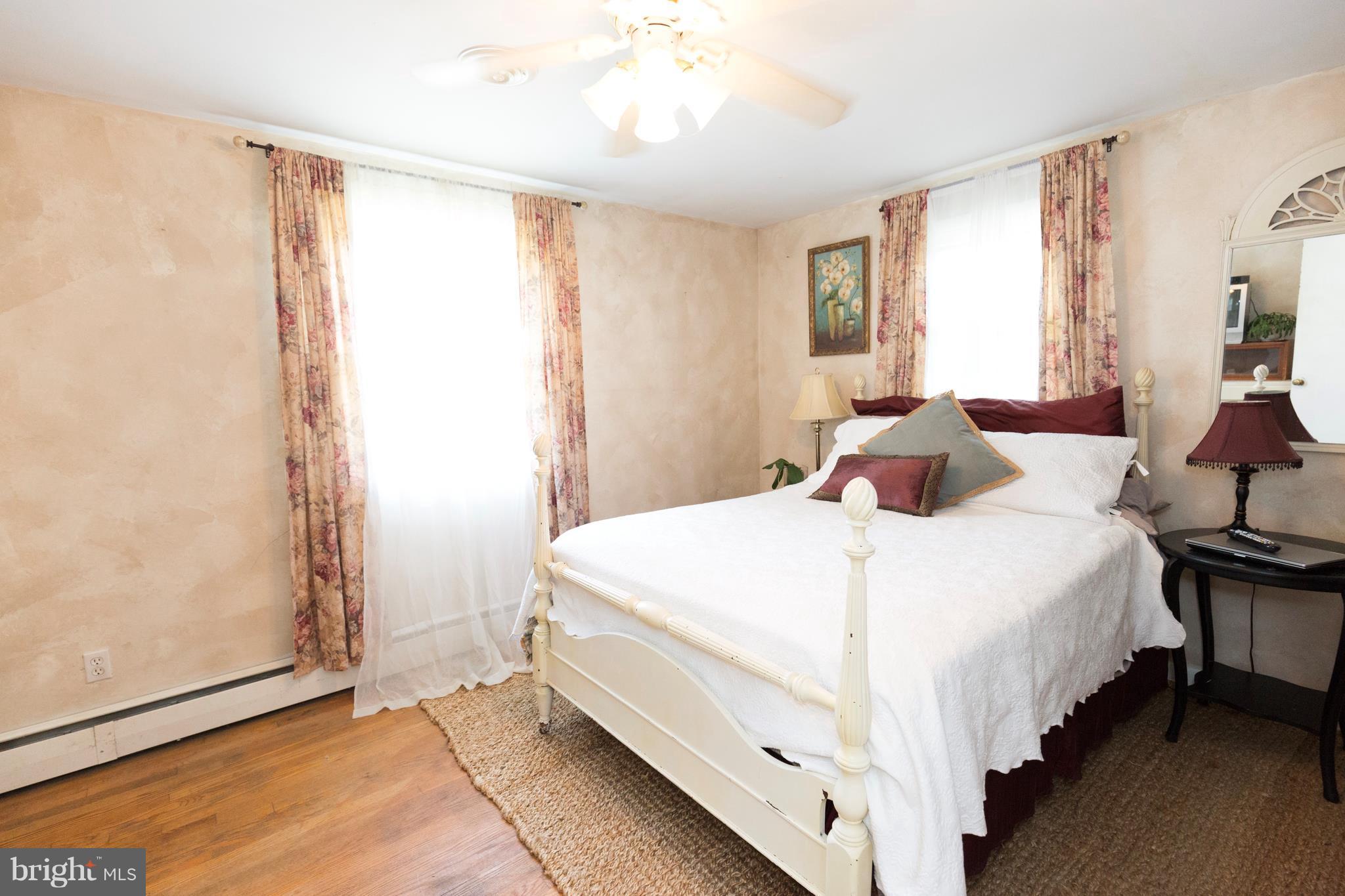 474 Manor Road Arnold, MD 21012 - Photo 11 of 29 Bedroom (Master)
