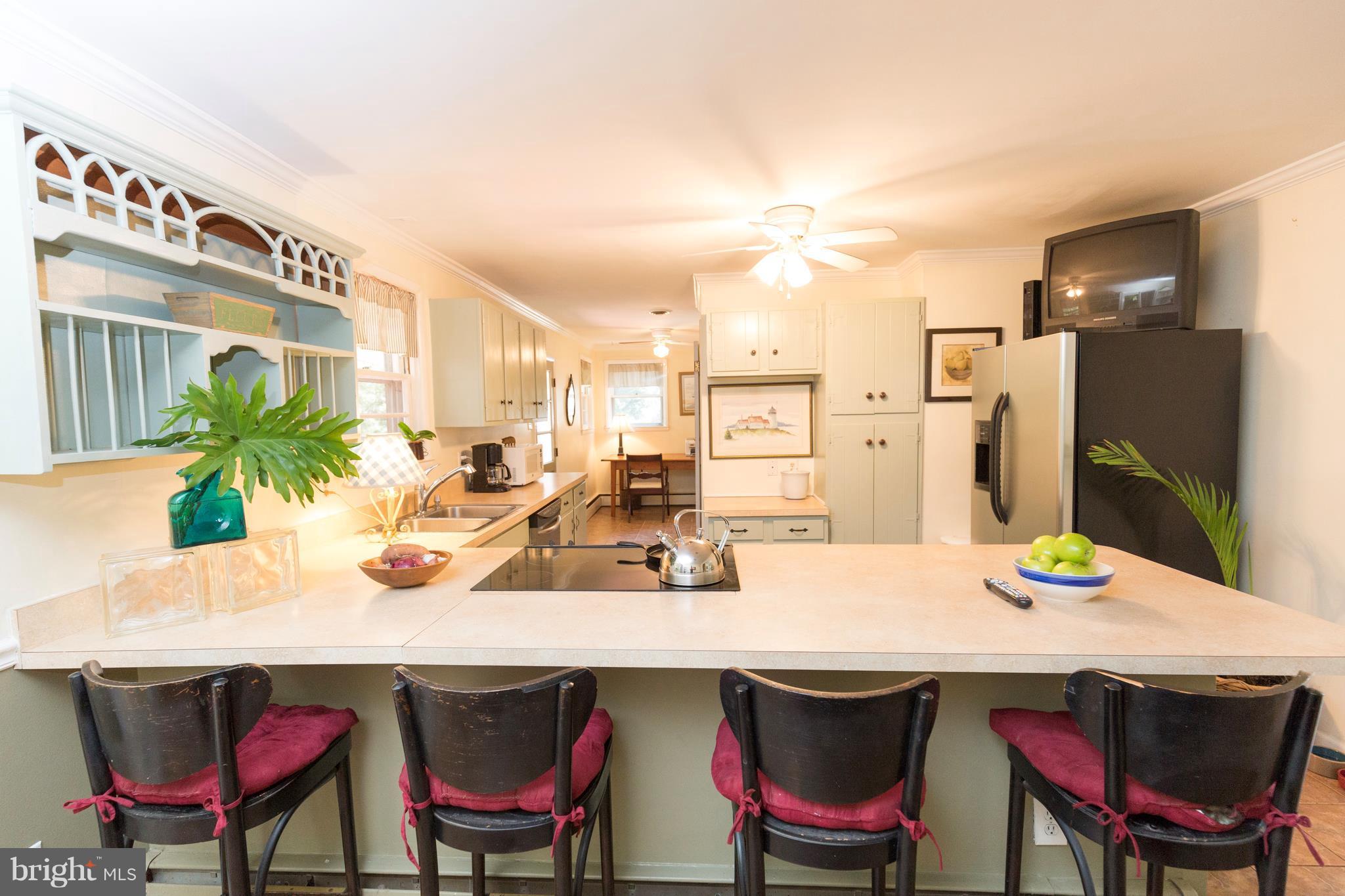 474 Manor Road Arnold, MD 21012 - Photo 5 of 29 Kitchen
