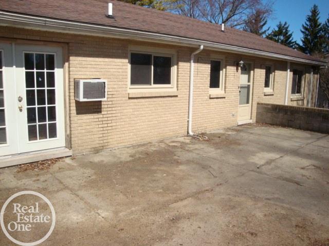 48814 Callens Road Chesterfield, MI 48047 - Photo 28 of 32