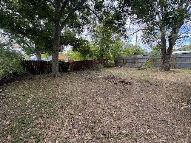 7343 Forrestal Street Houston, TX 77033 - Photo 12 of 14