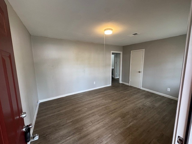 7343 Forrestal Street Houston, TX 77033 - Photo 2 of 14