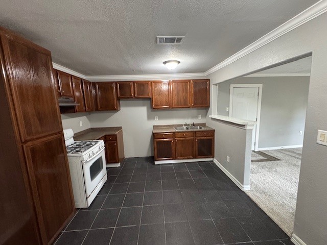 7343 Forrestal Street Houston, TX 77033 - Photo 5 of 14