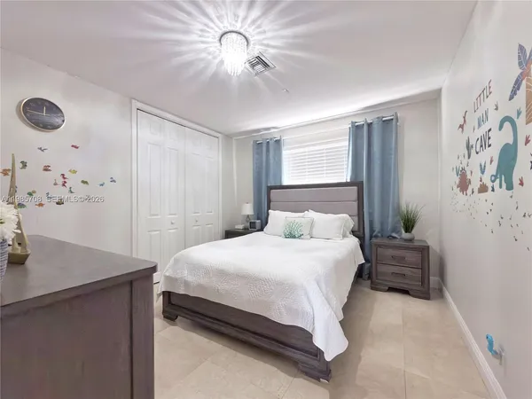 $15,500 | 7925 Southwest 124th Street, Pinecrest, FL 33156