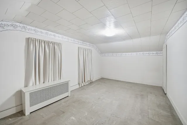 an empty room with a empty space