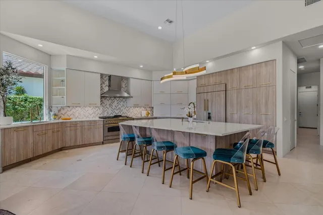 a picture of a room with a white wall