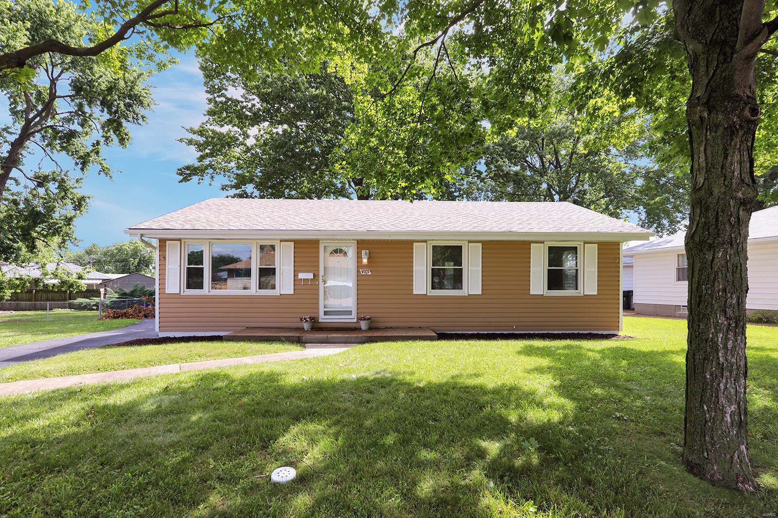 4101 Weber Road St. Louis, MO 63123 - Photo 1 of 22 Gallery Image 1