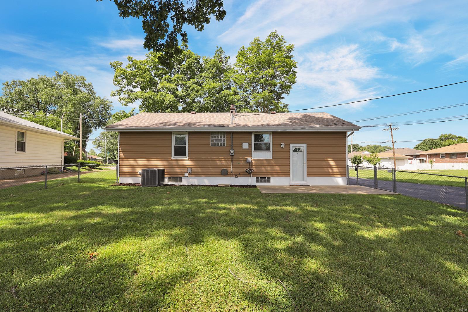 4101 Weber Road St. Louis, MO 63123 - Photo 17 of 22 Gallery Image 17