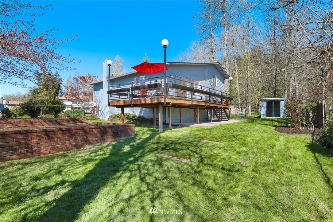 917 South 28th Court Renton, WA 98055 - Photo 3 of 30