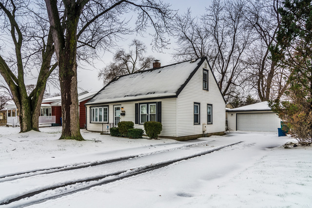 10836 Princess Avenue Chicago Ridge, IL 60415 - Photo 2 of 20