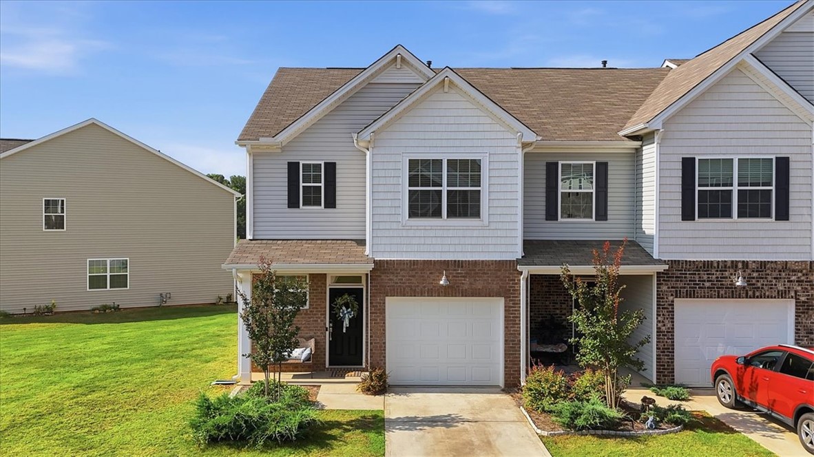 455 Bee Cv Way Pendleton, SC 29670 - Photo 1 of 32 Welcome to 455 Bee Cove Way