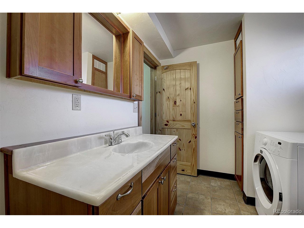 2005 Cahokia Road Hartsel, CO 80449 - Photo 16 of 42 Full bath