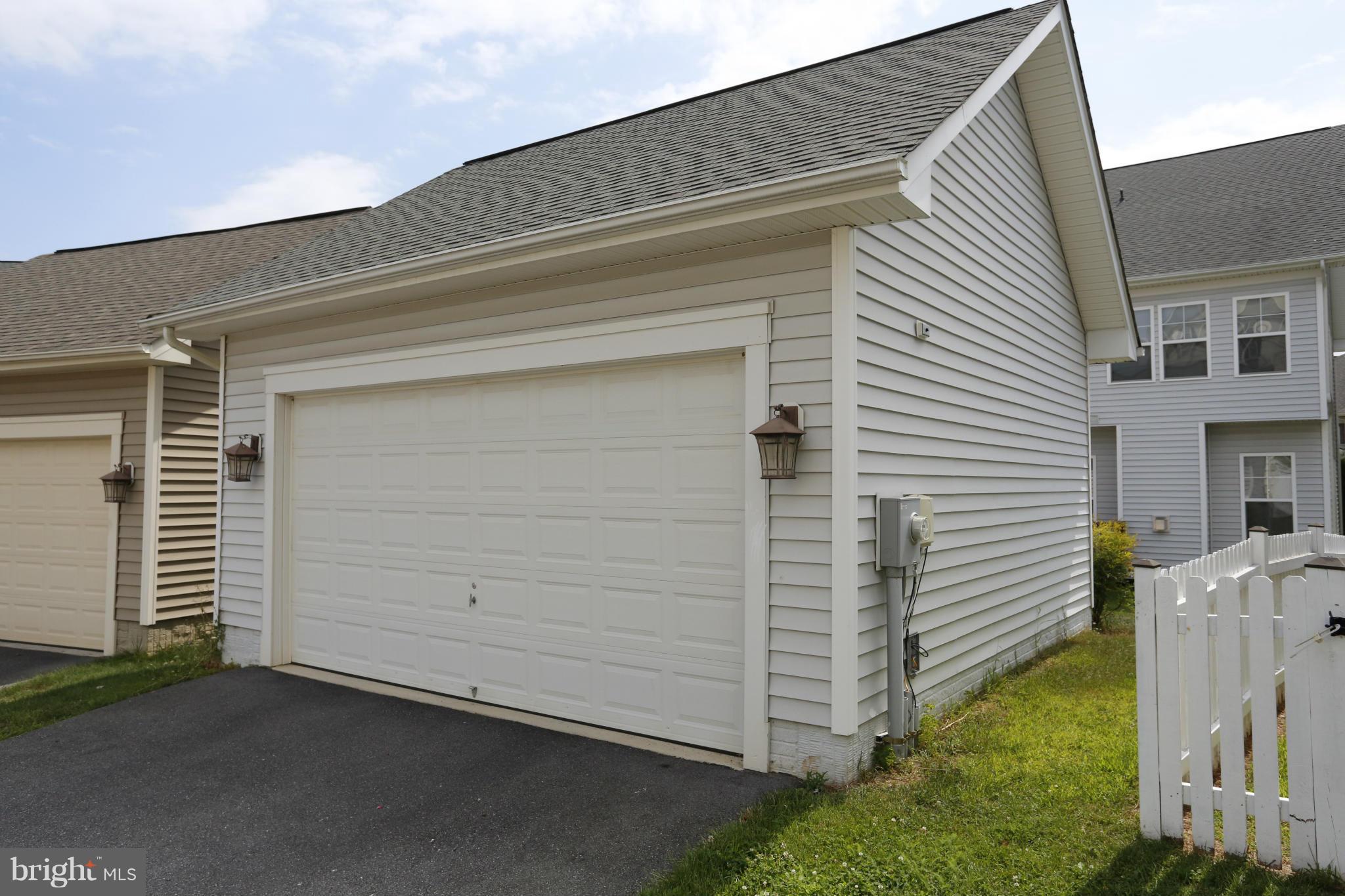 23847 Burdette Forest Road Clarksburg, MD 20871 - Photo 23 of 24 2-car detached garage
