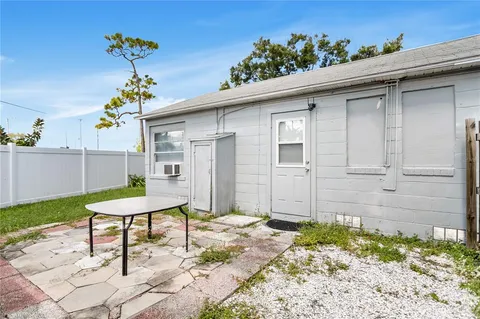 $299,000 | 2734 50th Avenue North, St. Petersburg, FL 33714