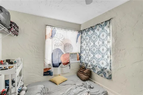 $299,000 | 2734 50th Avenue North, St. Petersburg, FL 33714