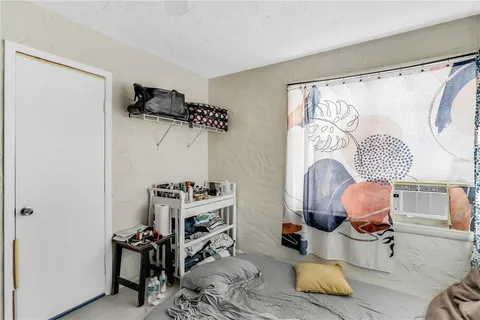 $299,000 | 2734 50th Avenue North, St. Petersburg, FL 33714