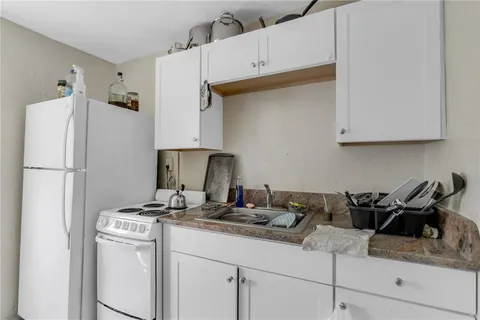 $299,000 | 2734 50th Avenue North, St. Petersburg, FL 33714