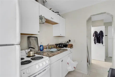 $299,000 | 2734 50th Avenue North, St. Petersburg, FL 33714