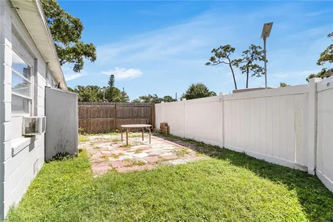 $299,000 | 2734 50th Avenue North, St. Petersburg, FL 33714