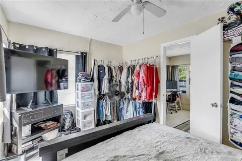 $299,000 | 2734 50th Avenue North, St. Petersburg, FL 33714