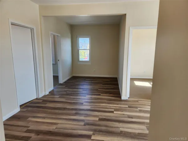 $3,200 | 49 Roger Avenue, Inwood, NY 11096