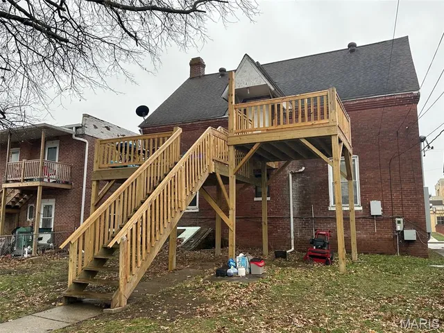 $199,900 | 1411 9th Street, Highland, IL 62249