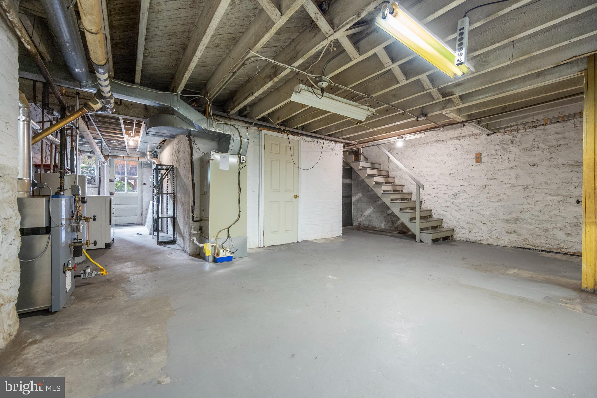 3936 Cloverhill Road Baltimore, MD 21218 - Photo 29 of 37 a view of empty room with wooden ceiling