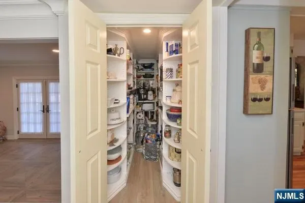 $1,699,000 | 11 Chestnut Ridge Road, Saddle River, NJ 07458