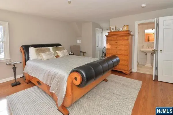 $1,699,000 | 11 Chestnut Ridge Road, Saddle River, NJ 07458