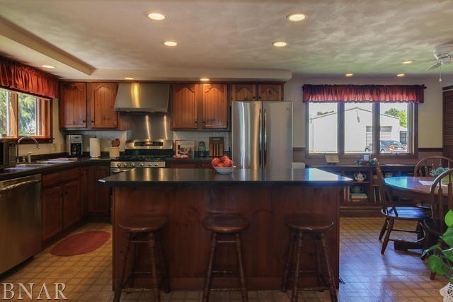 30750 Center Road Armington, IL 61721 - Photo 14 of 29