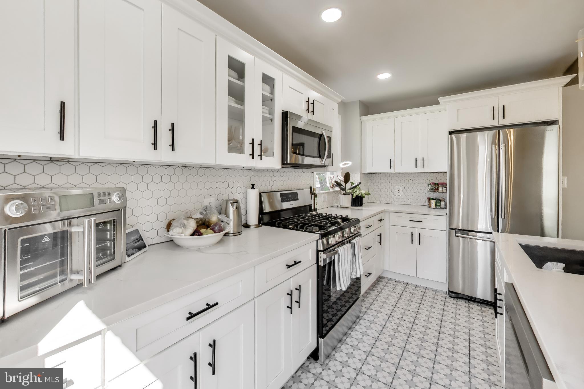 4609 Hillside Road Southeast Washington, DC 20019 - Photo 11 of 33 Gallery Image 11