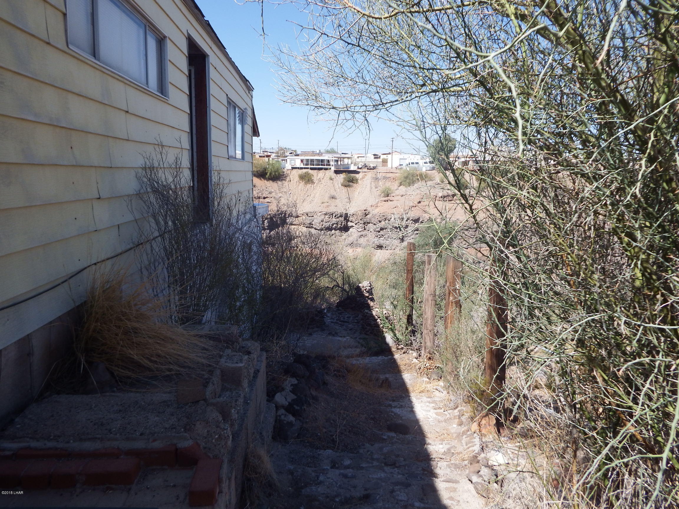 31569 Treasure Road, Unit 5 Parker, AZ 85344 - Photo 11 of 29 DSCF4044