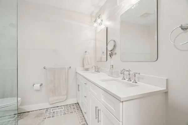 $959,000 | 7 Depot Square, Unit 5, Ipswich, MA 01938