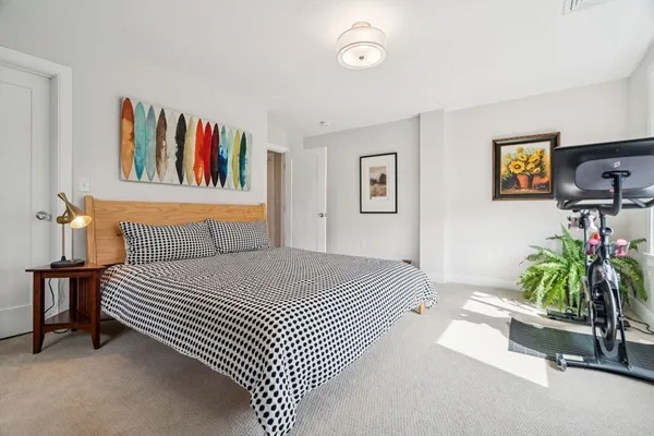 $959,000 | 7 Depot Square, Unit 5, Ipswich, MA 01938