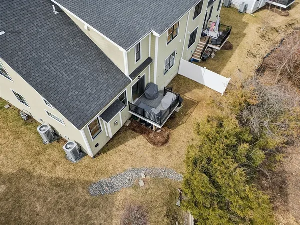 $959,000 | 7 Depot Square, Unit 5, Ipswich, MA 01938
