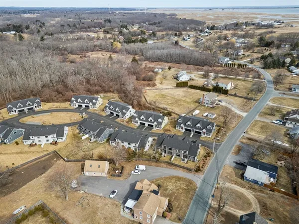 $959,000 | 7 Depot Square, Unit 5, Ipswich, MA 01938