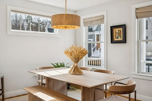 $959,000 | 7 Depot Square, Unit 5, Ipswich, MA 01938