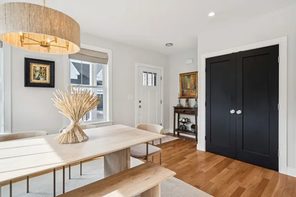 $959,000 | 7 Depot Square, Unit 5, Ipswich, MA 01938