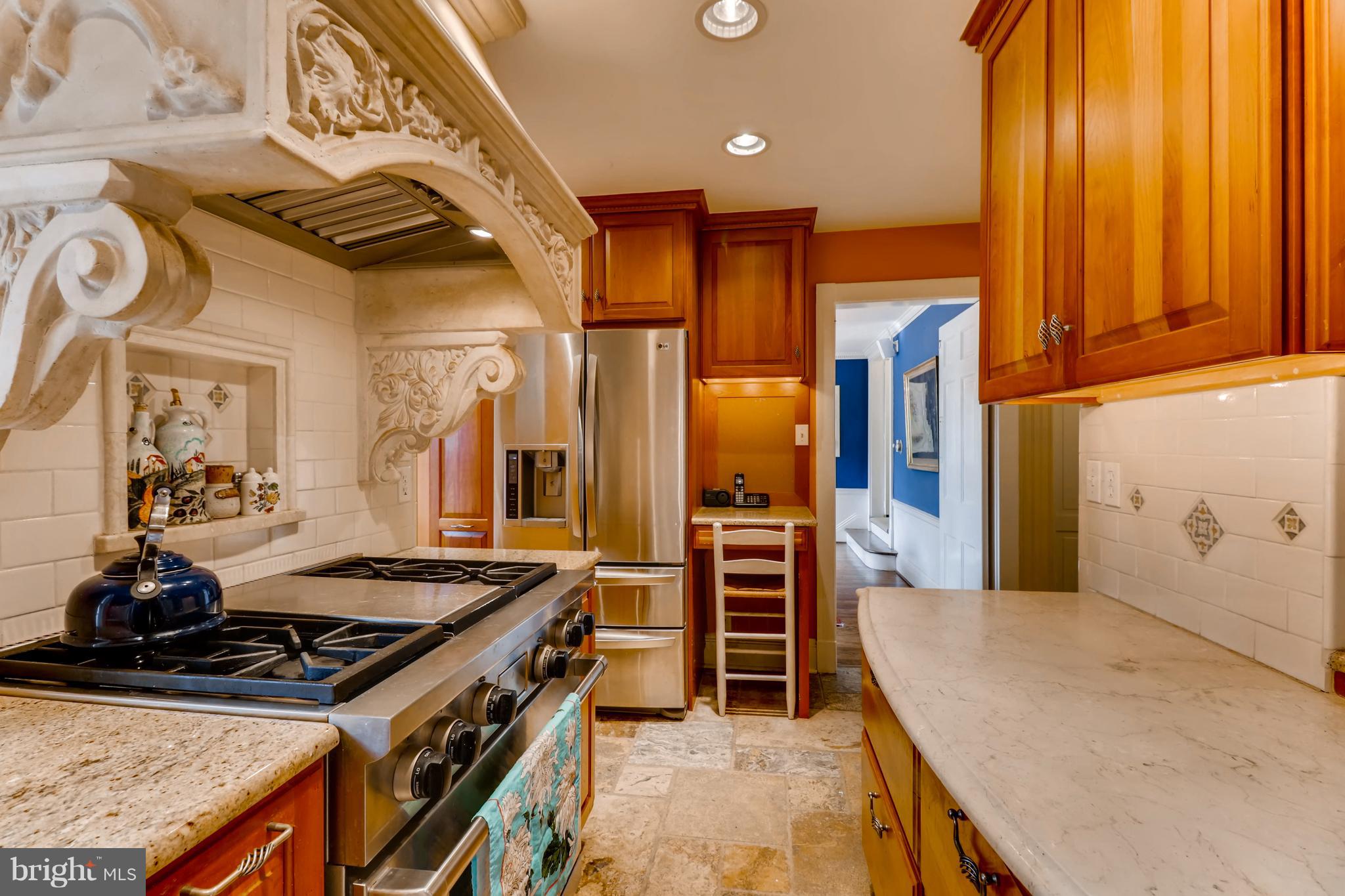 211 Tunbridge Road Baltimore, MD 21212 - Photo 11 of 28 Kitchen