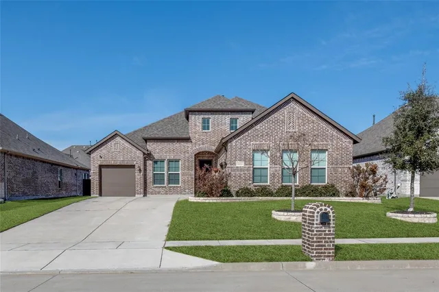 $625,000 | 6604 Merlot Circle, Rowlett, TX 75088