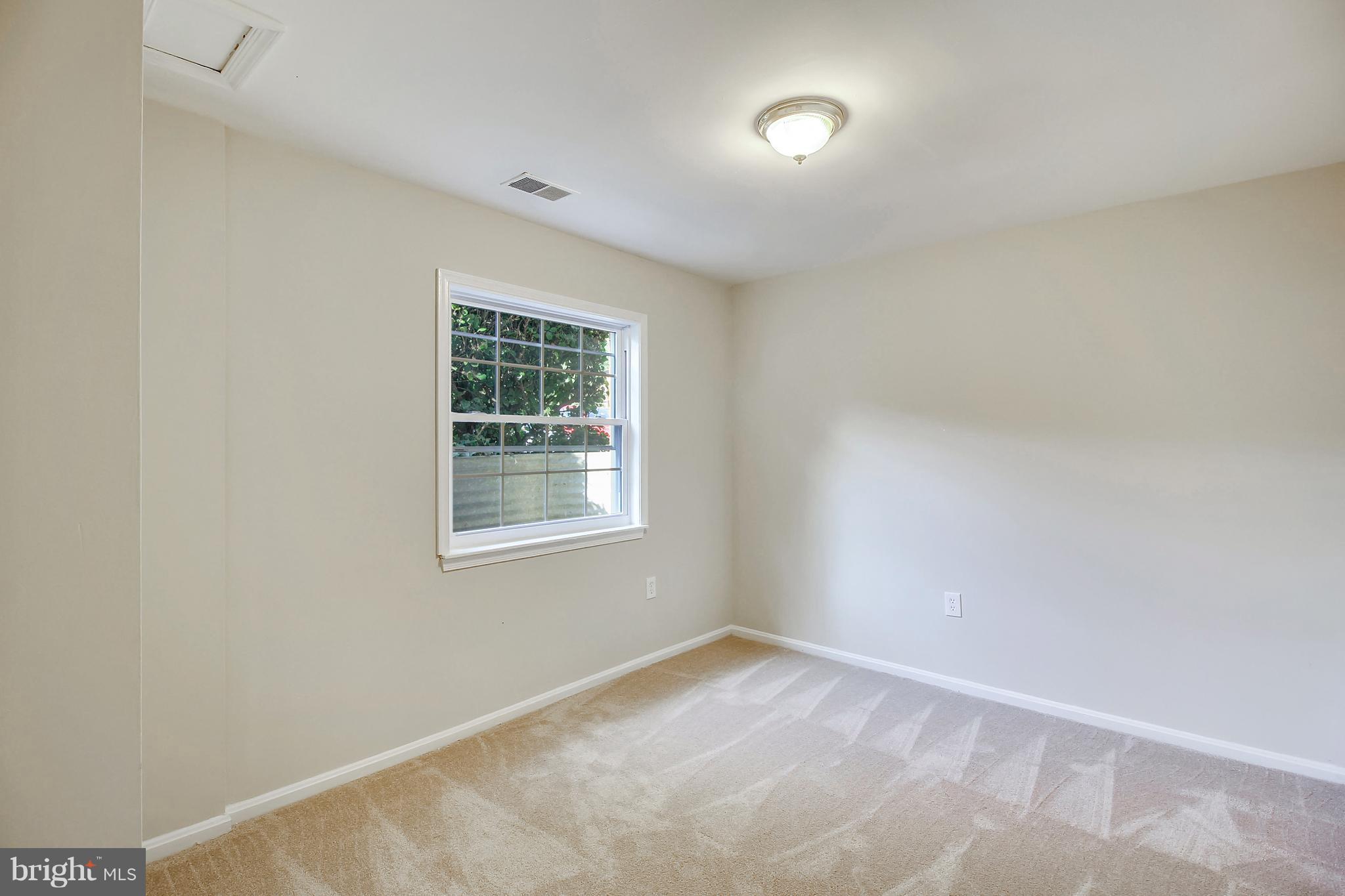 14664 Tynewick Terrace, Unit 4 Silver Spring, MD 20906 - Photo 17 of 20 Bedroom