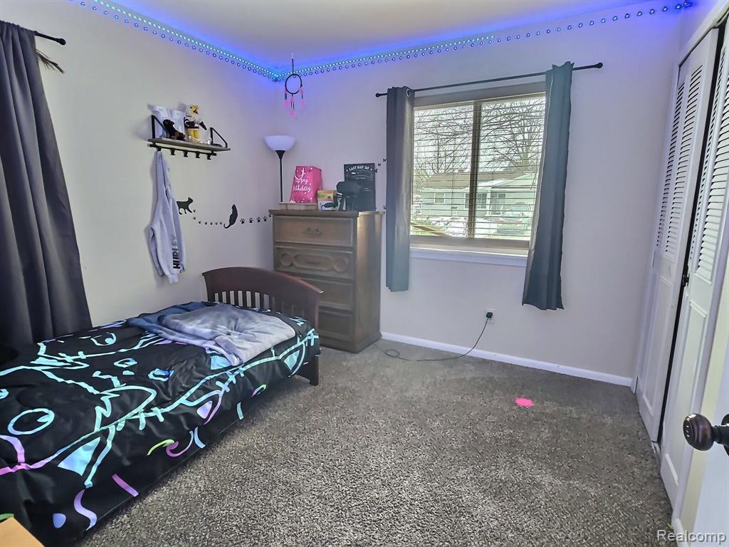 4513 Old Carriage Road Flint, MI 48507 - Photo 12 of 20 Gallery Image 12