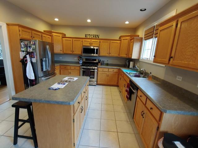 10540 Oxford Avenue Chicago Ridge, IL 60415 - Photo 3 of 27