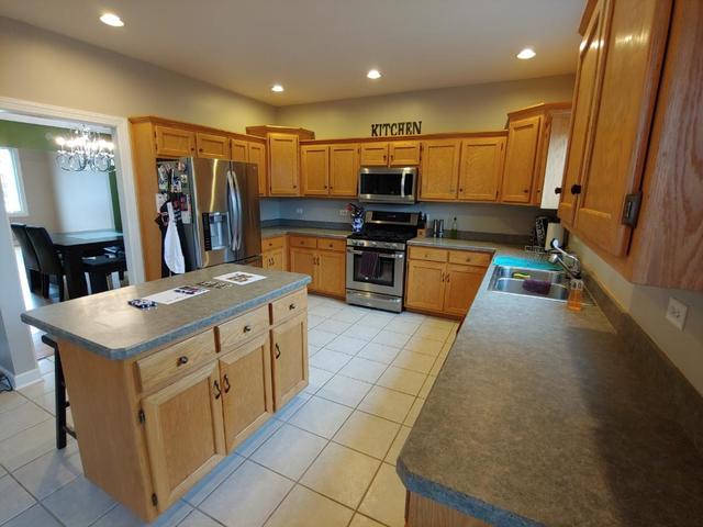 10540 Oxford Avenue Chicago Ridge, IL 60415 - Photo 7 of 27