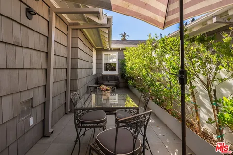 $7,500,000 | 401 Ocean Avenue, Unit 2, Santa Monica, CA 90402