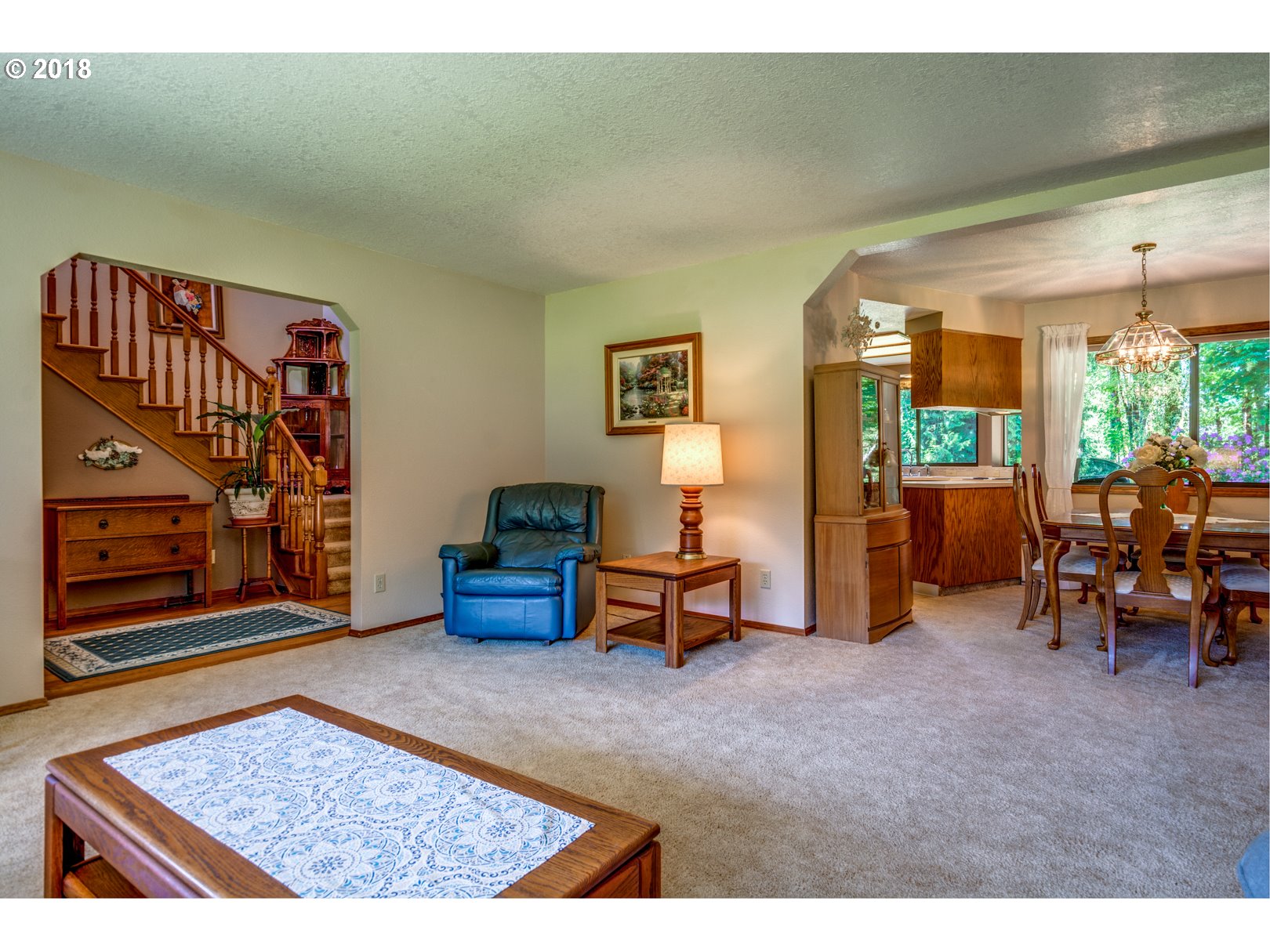 35133 Southeast Homan Road Gresham, OR 97080 - Photo 11 of 32 a living room with furniture and a rug