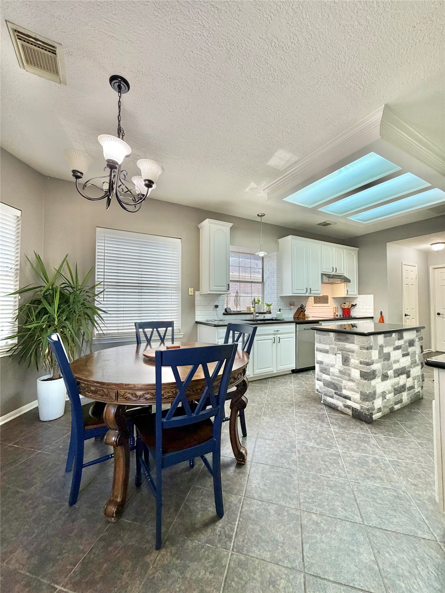 20110 Forest Drive Spring, TX 77388 - Photo 17 of 43 Gallery Image 17