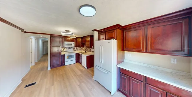 $280,000 | 47110 Central Avenue, Paisley, FL 32767