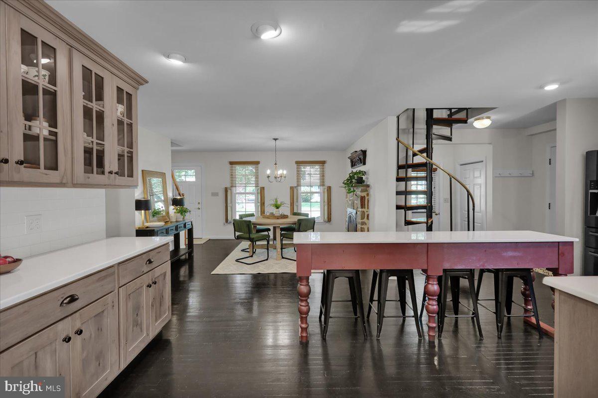 208 Queens Gate Road Lititz, PA 17543 - Photo 8 of 49 a view of a kitchen with dining table and chairs
