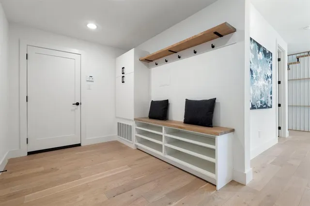 $4,650 | 1424 Canada Drive, Dallas, TX 75212