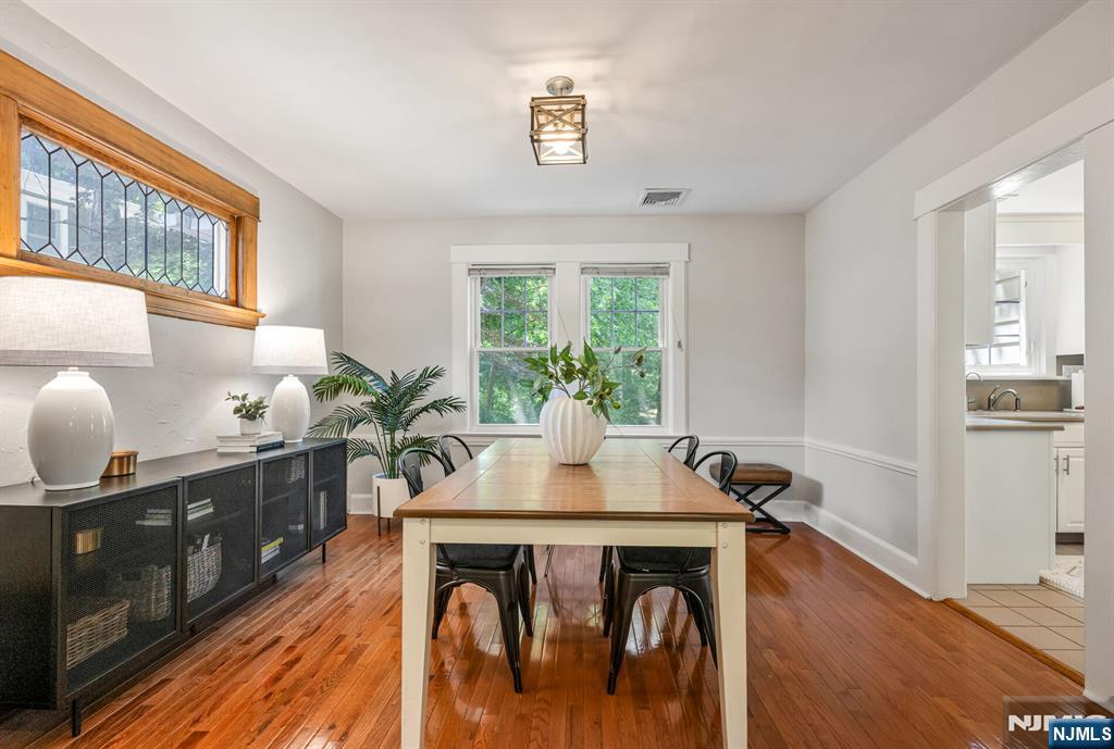 552 Hillcrest Road Ridgewood, NJ 07450 - Photo 8 of 26